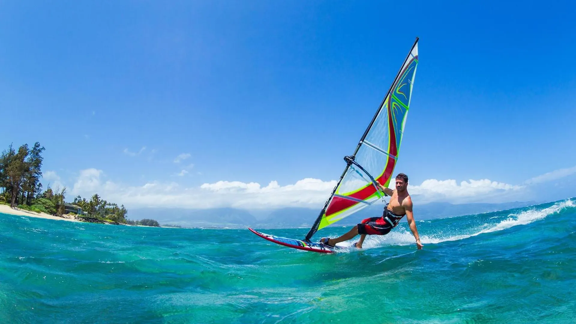 Royal Kahana 104